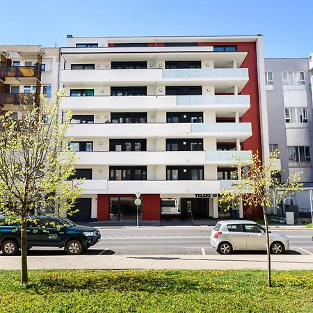 Teleki40 Apartman Gyor Central, Free Parking, Terrace Exterior foto
